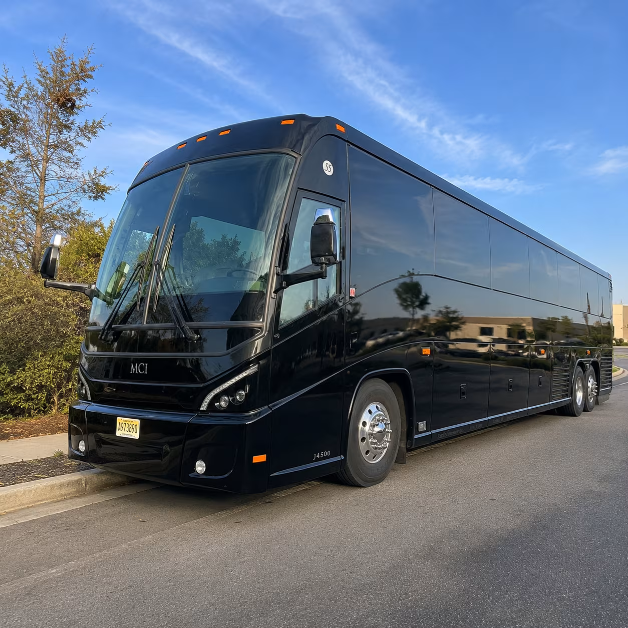 airport shuttle buses for conferences and corporate groups at the oncenter complex