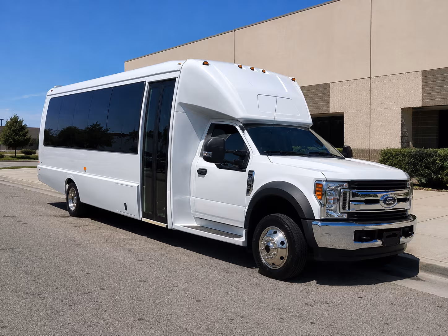 charter buses for college and university campus visit field trips from syracuse