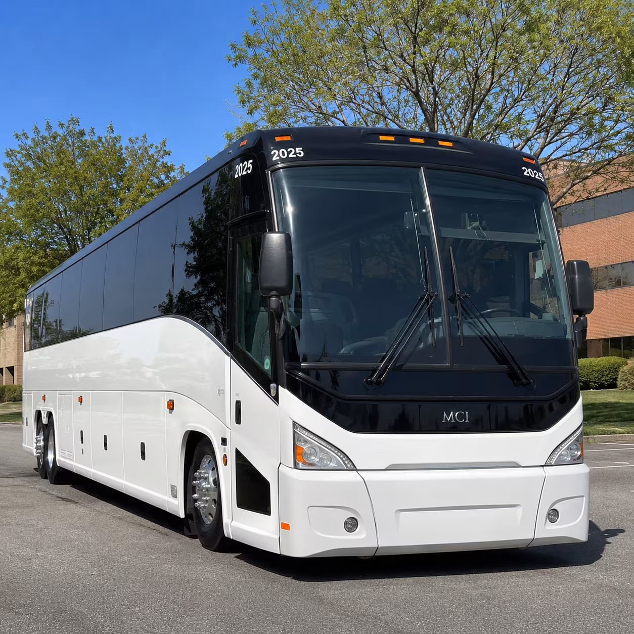 event and off site shuttle buses for syracuse employers