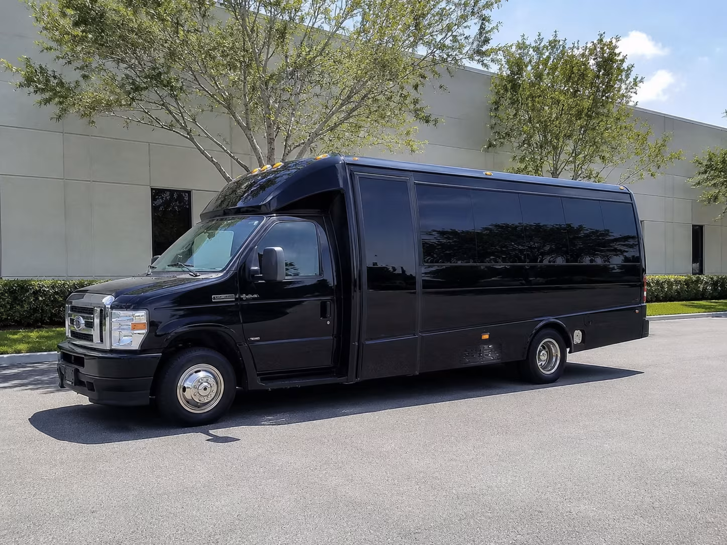 find the perfect transportation for your next corporate event 1