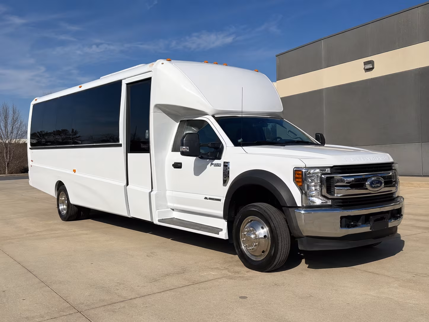 minibus rentals for syracuse area prom dinners and pre prom stops