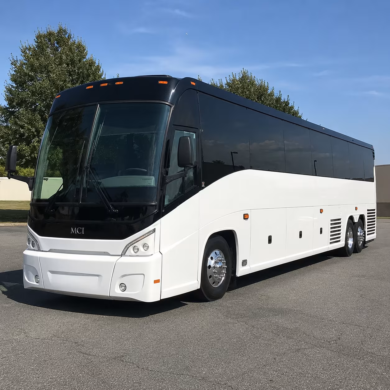 shuttle buses for medical center and healthcare staff traveling through syr
