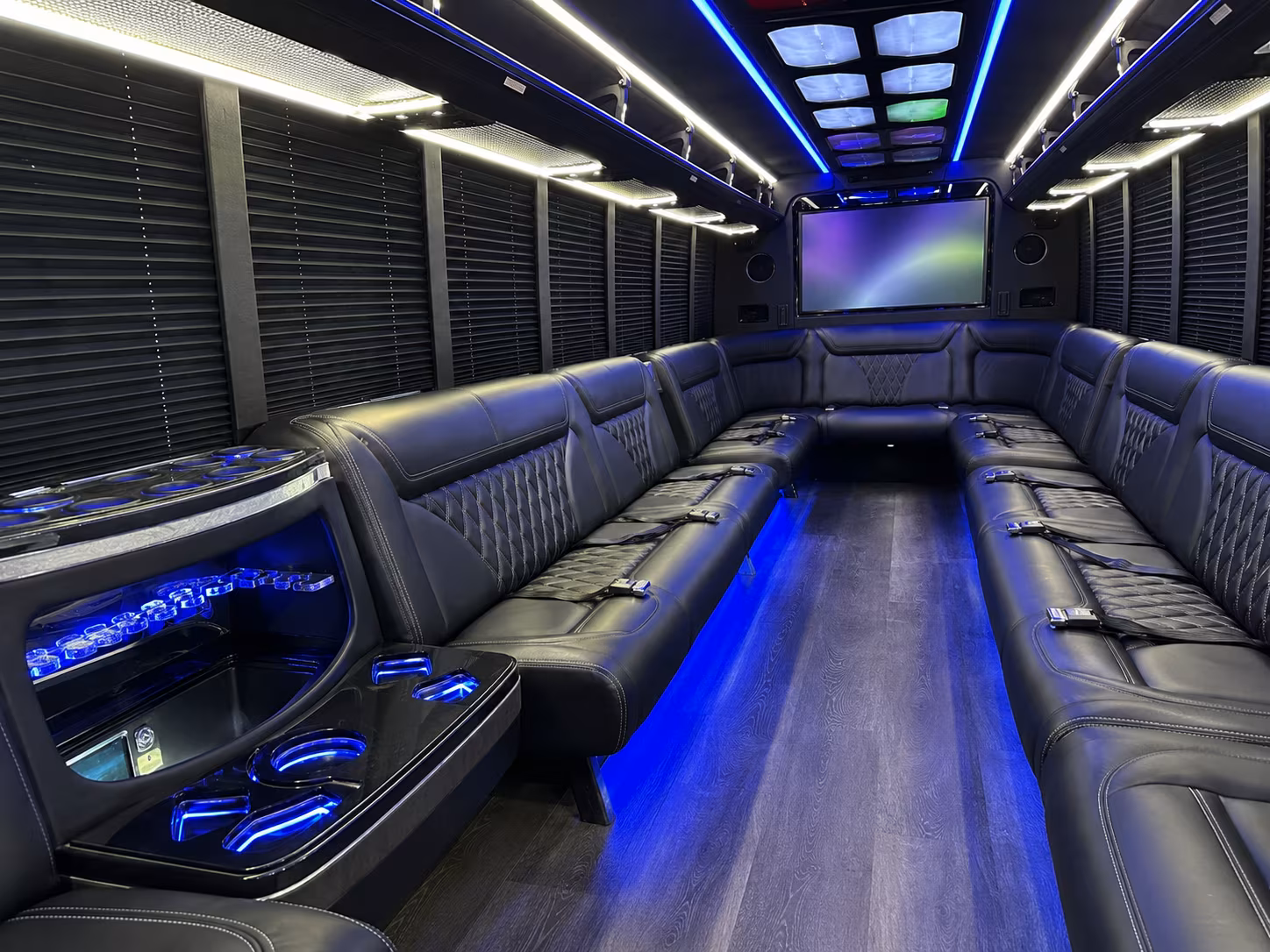 syracuse 20 passenger party bus inside
