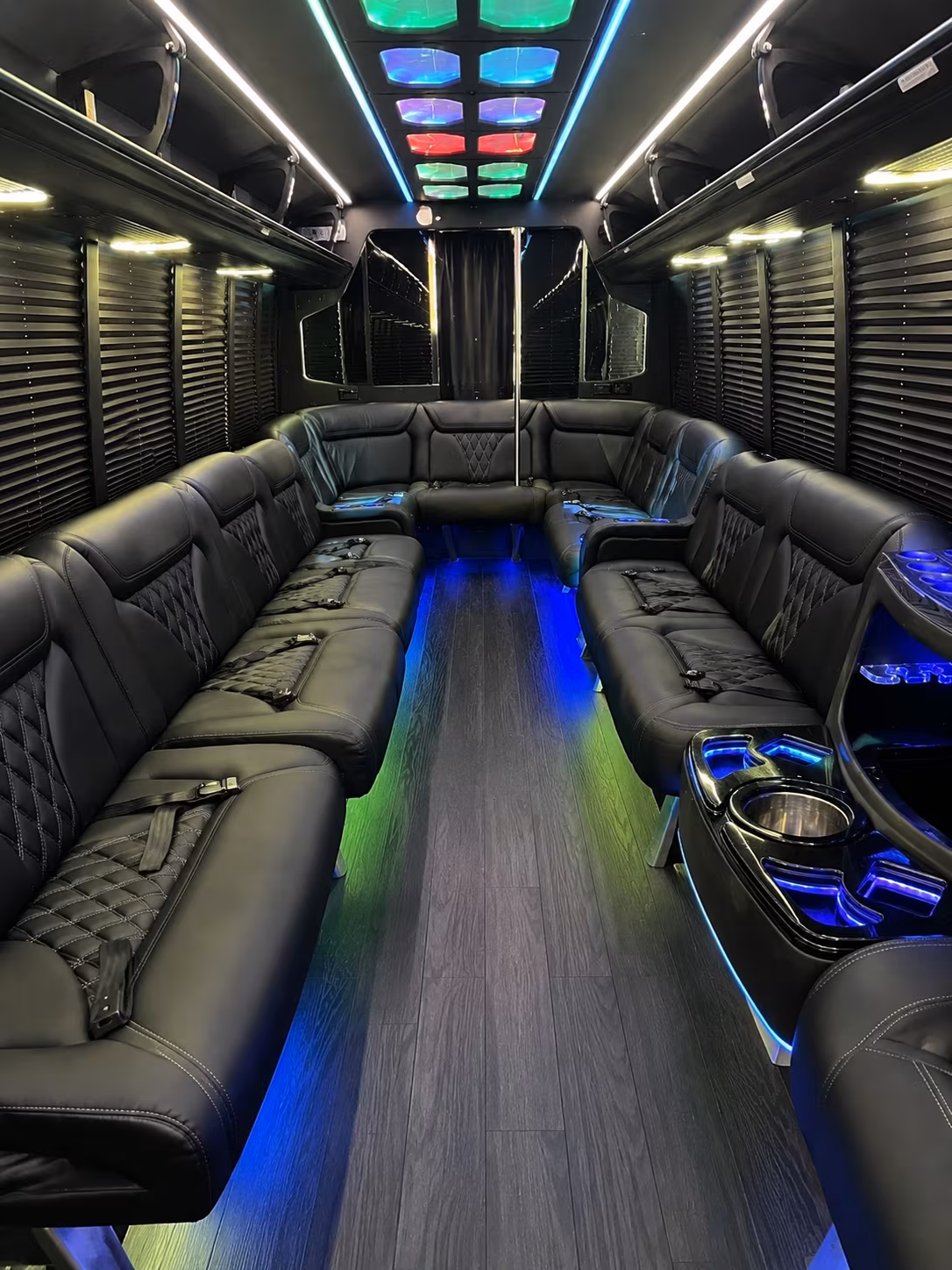 syracuse 20 passenger party bus interior