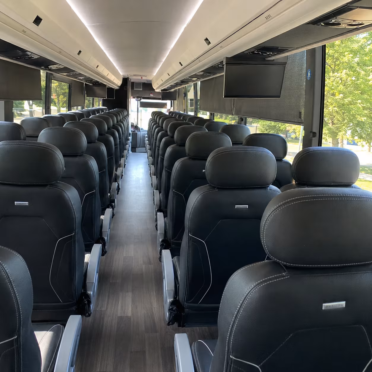 syracuse charter bus service for group tours and multi stop itineraries
