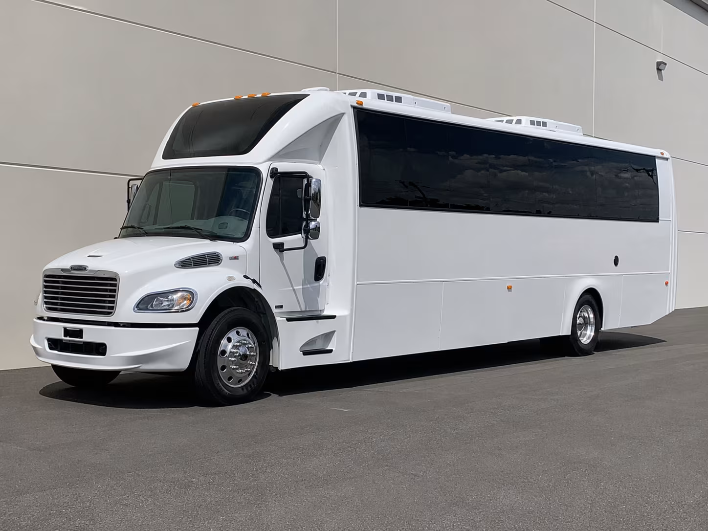 syracuse orange games sporting events party bus rental